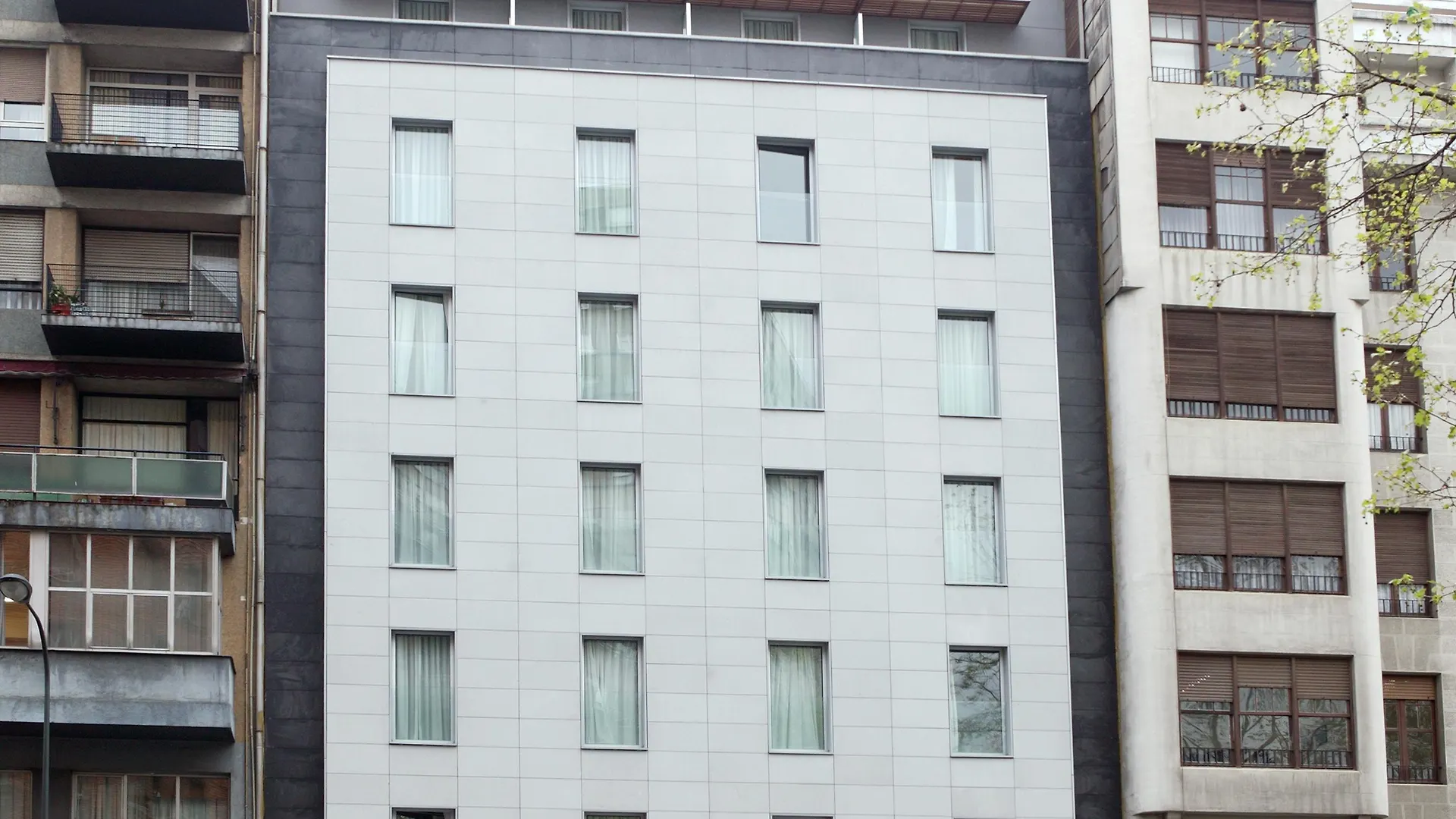 Hotel Zenit Bilbao España